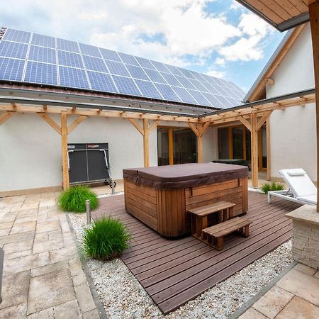 Villa Quality Wellness Dozmat Bagian luar foto
