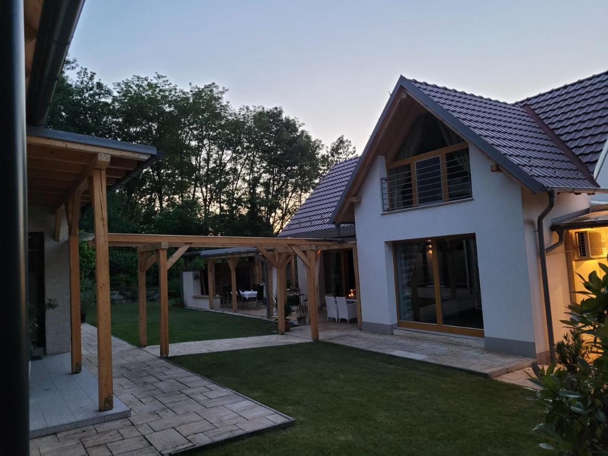 Villa Quality Wellness Dozmat Bagian luar foto