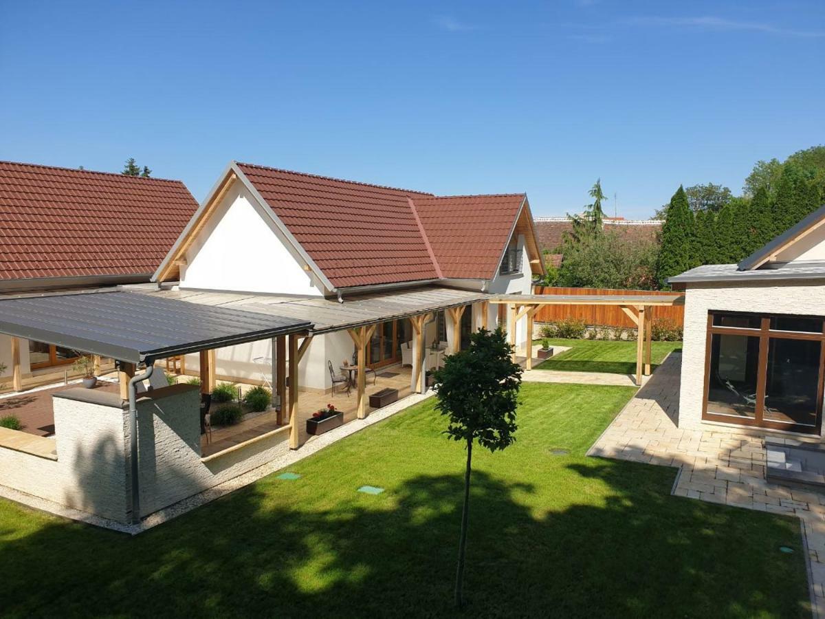 Villa Quality Wellness Dozmat Bagian luar foto